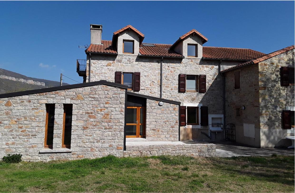 Auberge De Jeunesse Hi Millau La Maladrerie Exterior foto